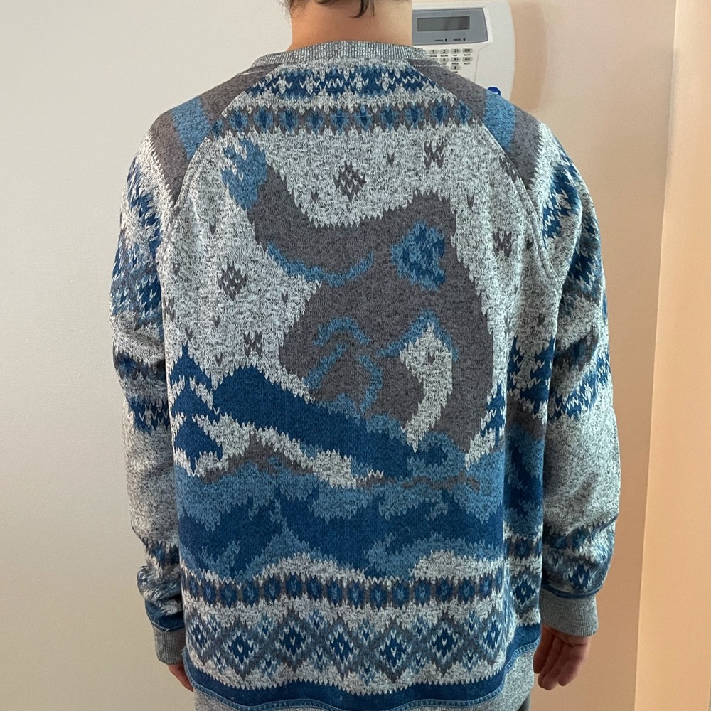 Sweatshirt - Picture 2 of 5